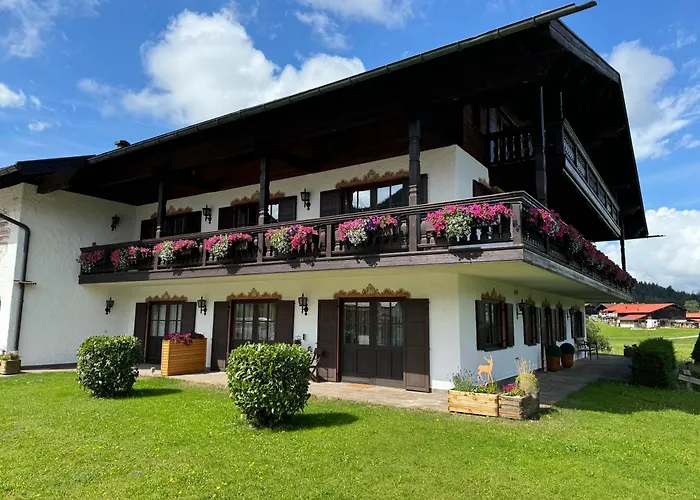 Alpennest Blindau Apartament *